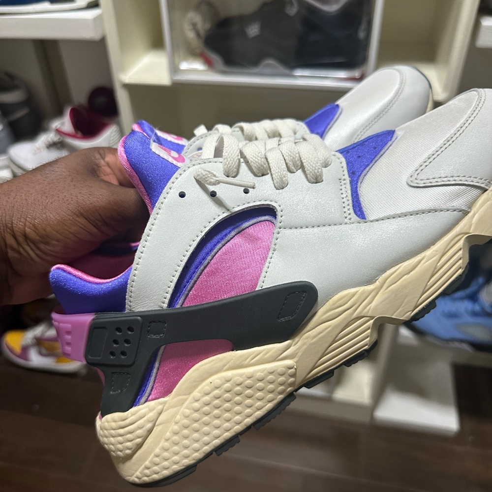 Nike Air Huarache Pink and Purple Sneakers